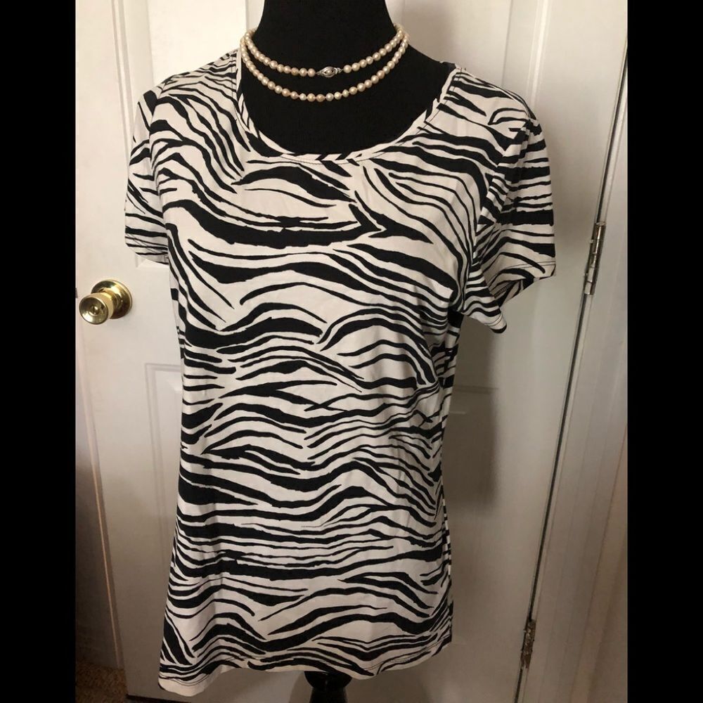 Fun zebra stripes shirt by Madison in large